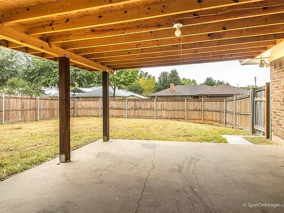 3rd image of 3806 Bachman Blvd