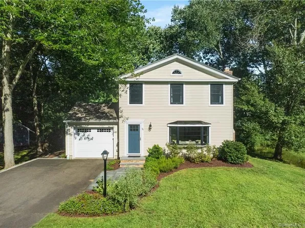 26 Hamilton Drive, Madison, CT 06443