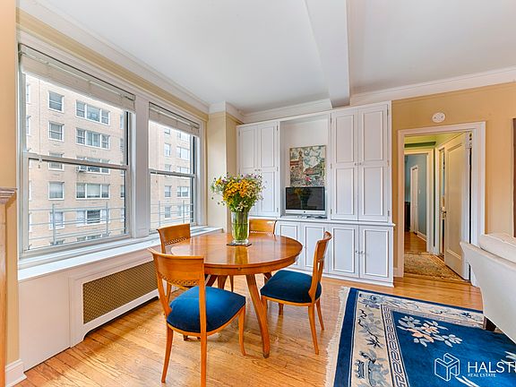 2nd image of 242 E 19th St APT 6DE