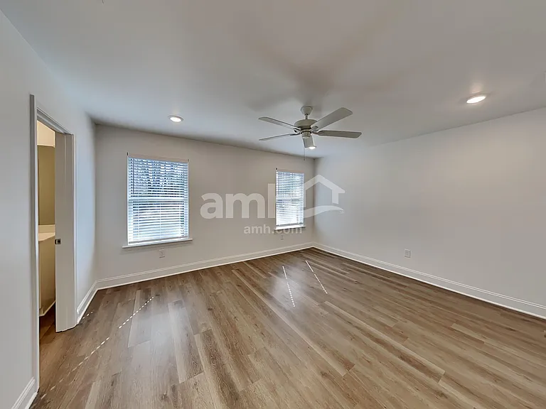 1469 Aquamarine Dr — Photo 8