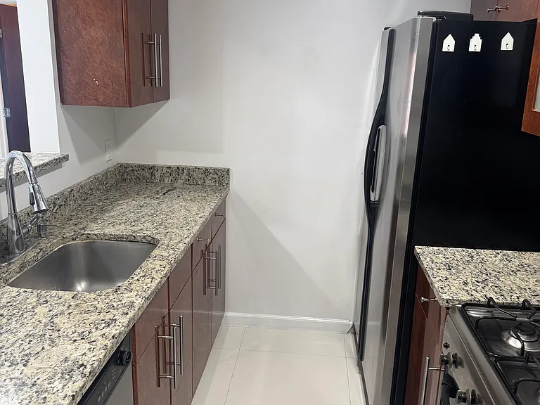 4 Chelsea Pl — Photo 8