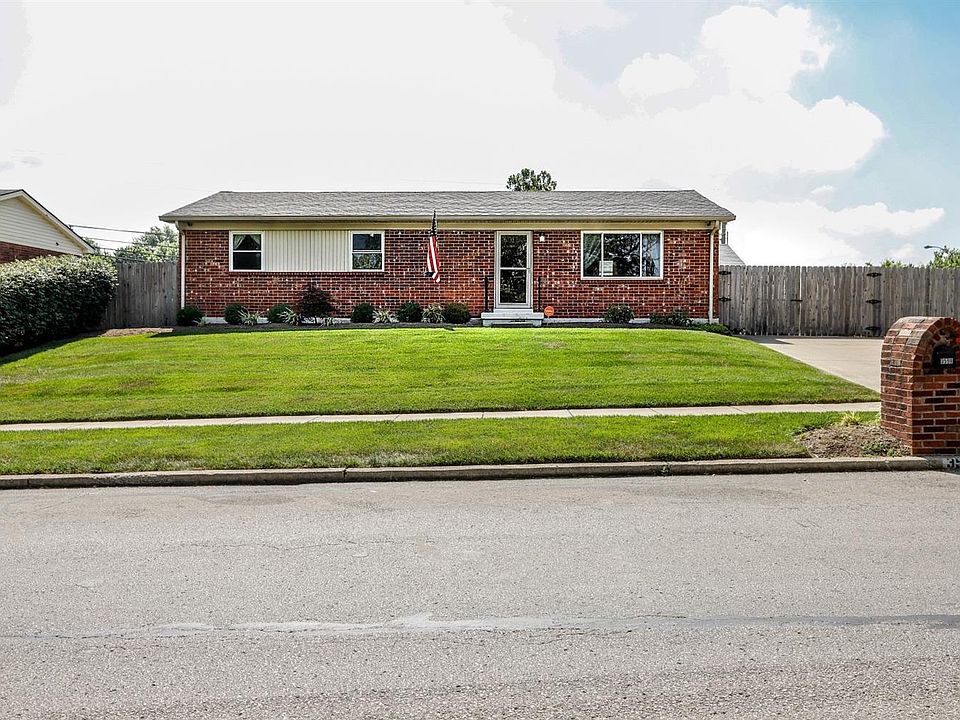 1st image of 3598 River Park Dr
