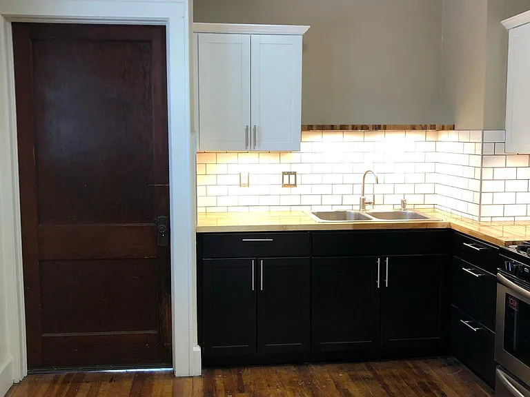 1109 W Rex St — Photo 5
