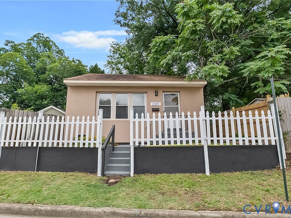 1st image of 2307 1st Ave