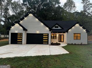 3718 Ledan Rd, Gainesville, GA 30506