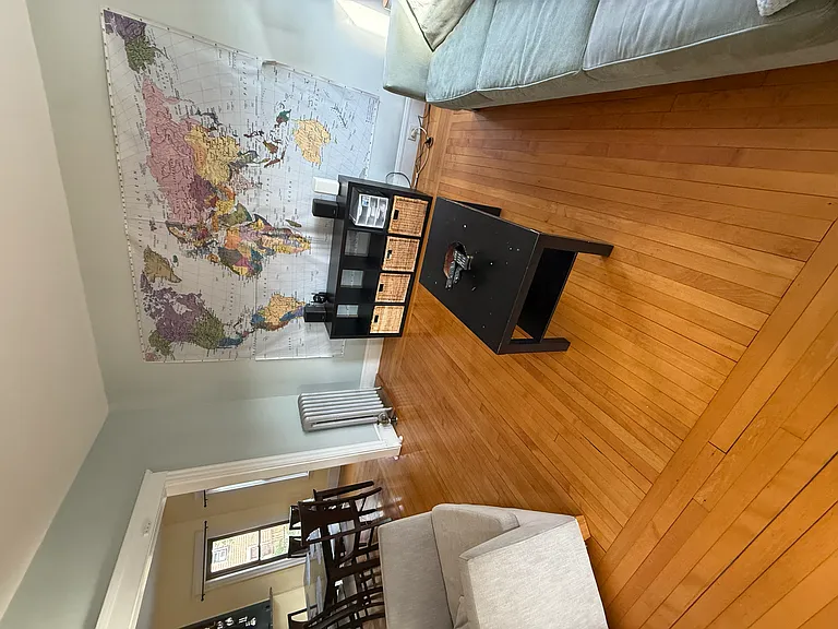 33 Chetwynd Rd #B — Photo 2