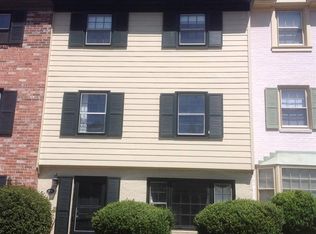 104 Georgetown Grn, Charlottesville, VA 22901