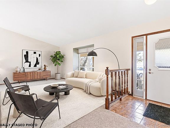 4th image of 1016 E 6th Circle
