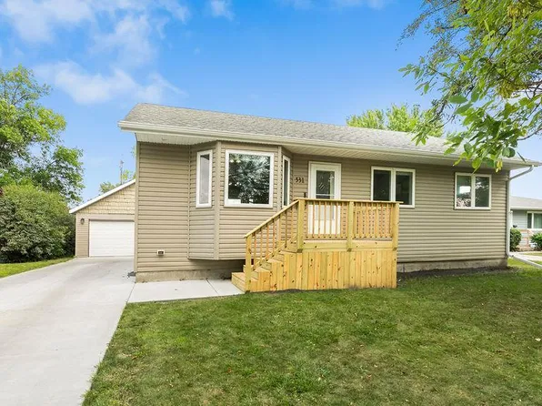 531 3rd Street Ct E, West Fargo, ND 58078