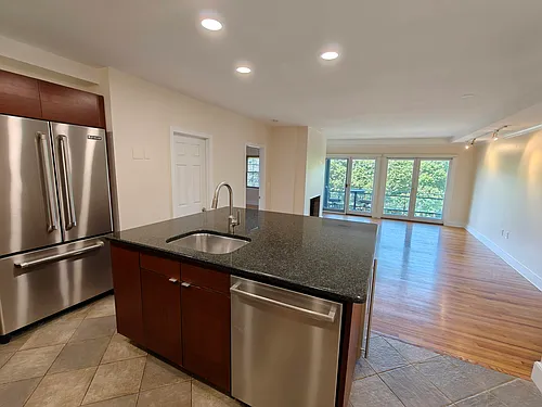 227 Summit Ave #E202 Photo 1 227 Summit Ave #E202 Photo 1