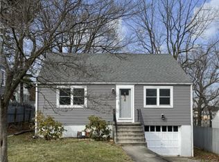 7 Peter St, Norwalk, CT 06851