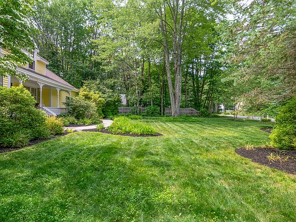 2nd image of 25 Sumac Drive