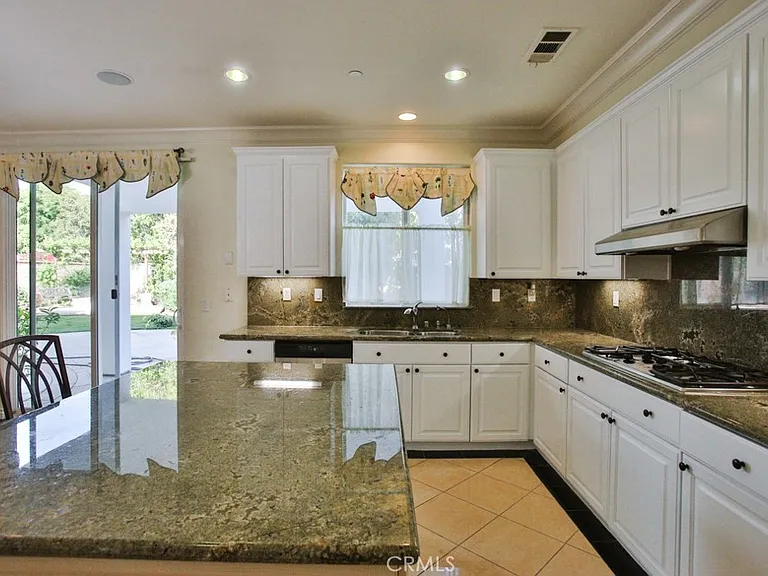 4486 Southern Pointe Ln — Photo 33