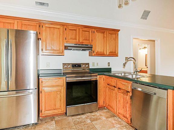 2nd image of 291 Wellington Way