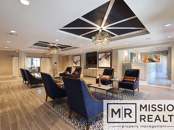2nd image of 10521 Stoney Bluff Dr #404