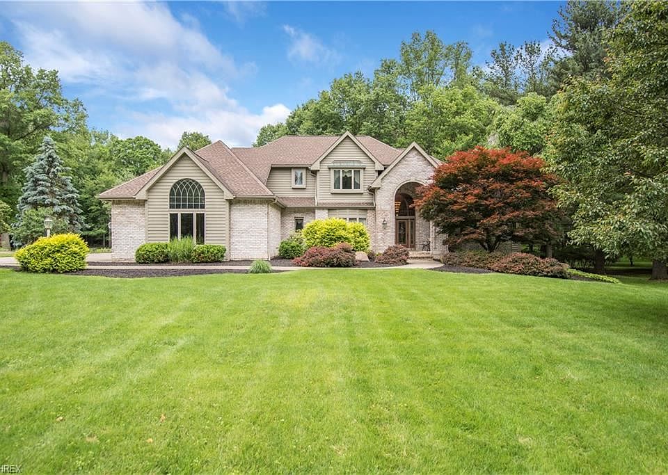 1st image of 7496 W Parkside Dr