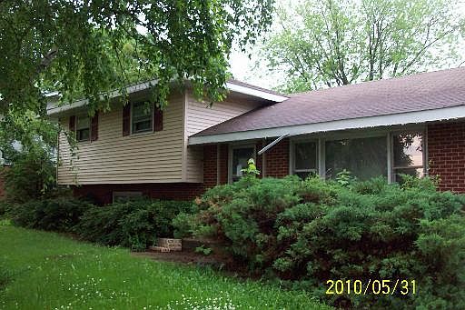 1st image of 447 N Willow Wood Dr