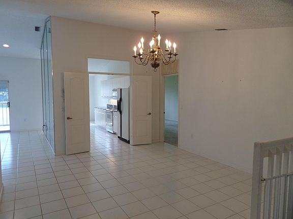 4th image of 10112 Andover Coach Cir APT B1