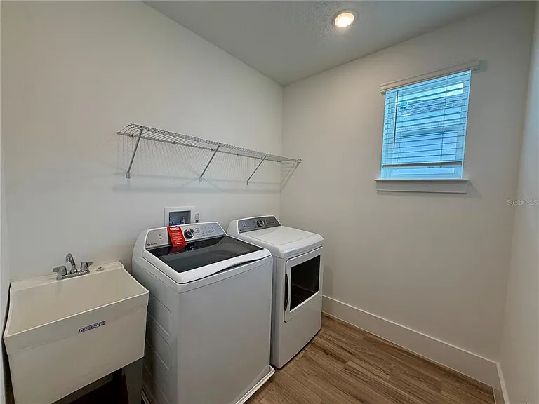 12438 Clear Sapphire Dr — Photo 26