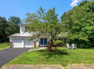 38 Westfield Dr, Holliston, MA 01746