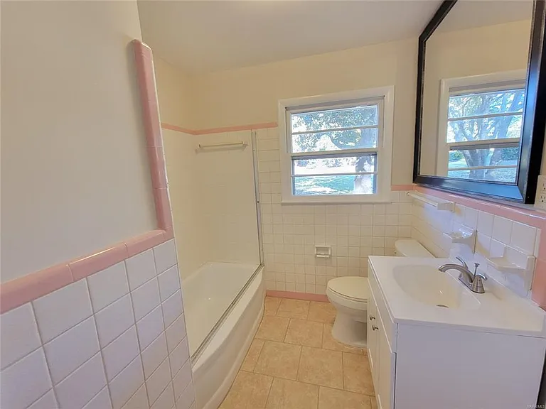 950 Karen Rd — Photo 14