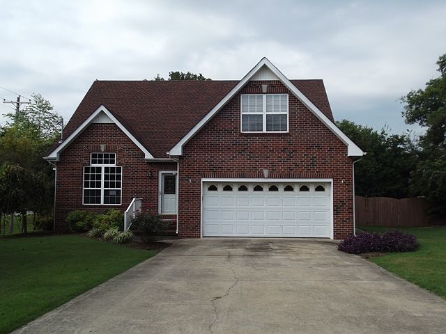 1st image of 322 Acorn Ct