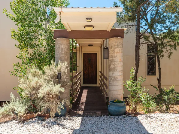 36 Sandia Park Ln, Sandia Park, NM 87047