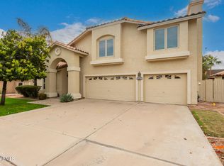 3417 E Cedarwood Ln, Phoenix, AZ 85048