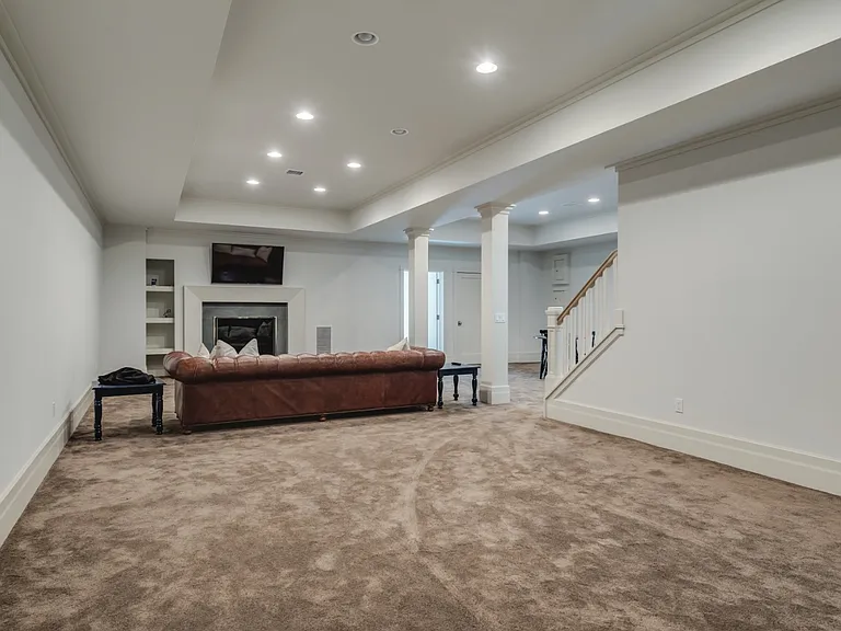 171 Springy Banks Rd — Photo 40