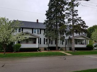 24 N Hale St #B, Palatine, IL 60067