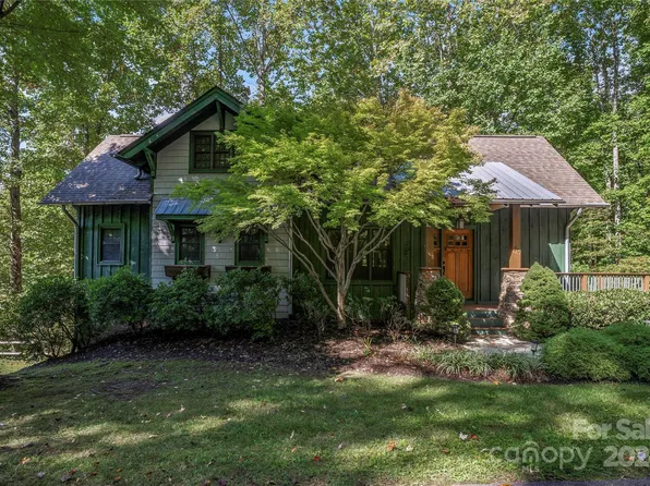 20 Birdsong Way, Maggie Valley, NC 28751