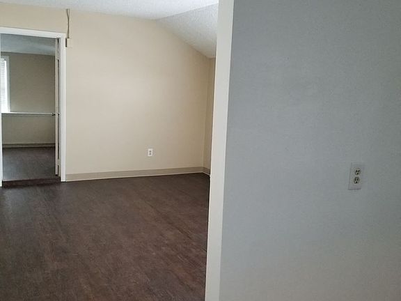 2nd image of 2301 W Pacific Ave APT 514