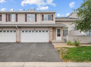 617 Grandview Way, Hudson, WI 54016
