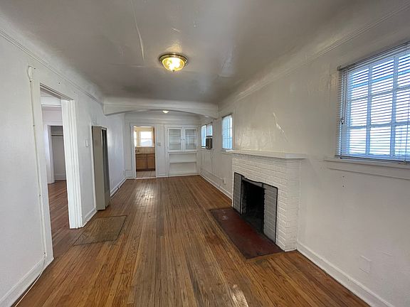 4th image of 1517 Gold Ave SE