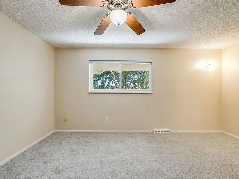 9026 E Mansfield Ave — Photo 13