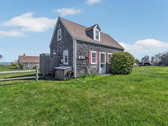 3rd image of 12 Vanduzer Road #8
