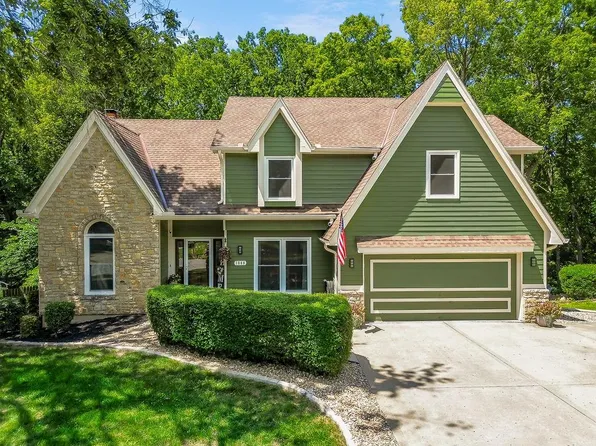 1008 N Woodridge Ln, Liberty, MO 64068