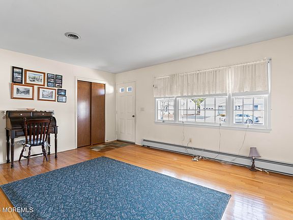 3rd image of 189 Westbrook Drive