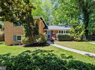 11916 Tildenwood Dr, Rockville, MD 20852