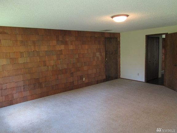2nd image of 3819 Glendale Dr SE