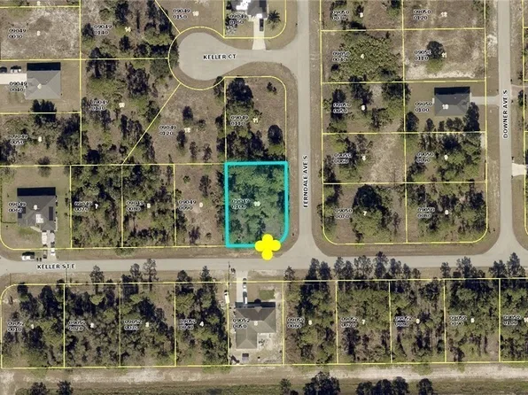 513 Keller St E, Lehigh Acres, FL 33974