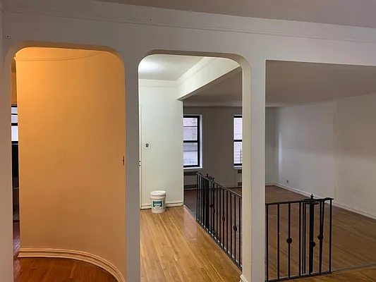 Rented by Contact Realty | media 16