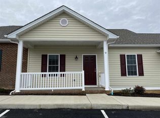 9 Gemstone Dr, Stuarts Draft, VA 24477