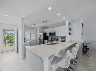 4588 Andover Way APT 304A, Naples, FL 34112