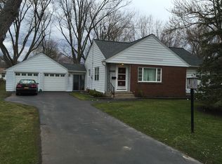 3464 Sandy Beach Rd, Grand Island, NY 14072