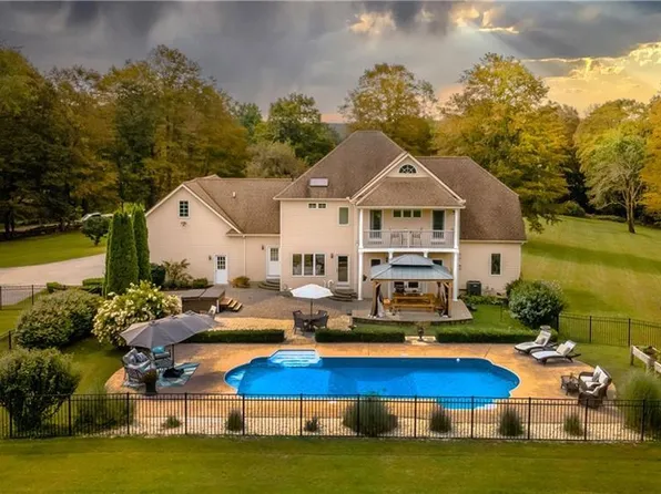 77 Old Brown Road, Union, CT 06076
