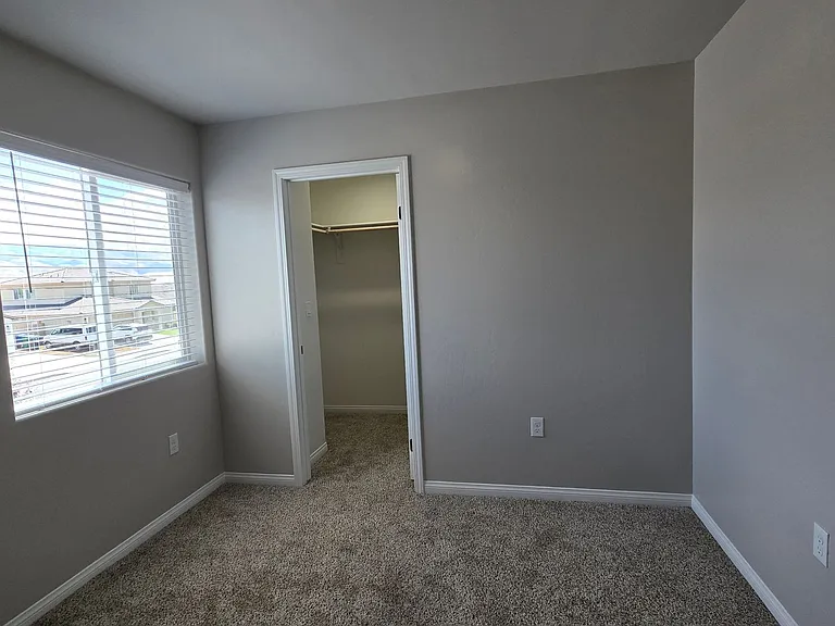 1837 Walnut Dr — Photo 13