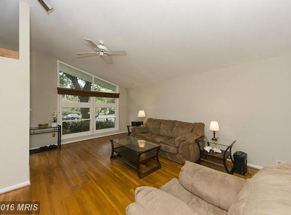 5th image of 8608 Pepperdine Dr
