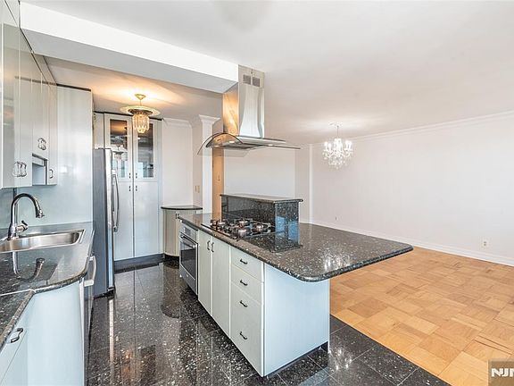 4th image of 6600 John F Kennedy Blvd E APT 19K