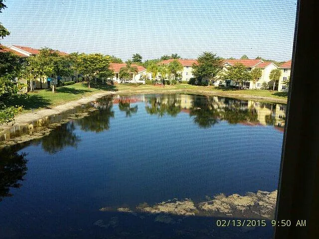 2 bed, 1010 sqft, $1,595 — Photo 4